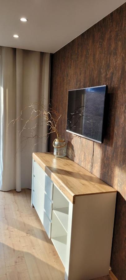 Sloneczny Apartament Z Ogrodkiem 格但斯克 外观 照片